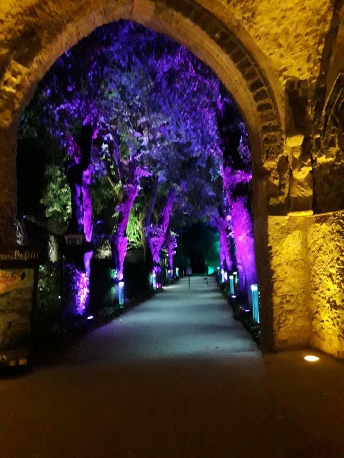 Вилла Il Cortile Равелло Экстерьер фото