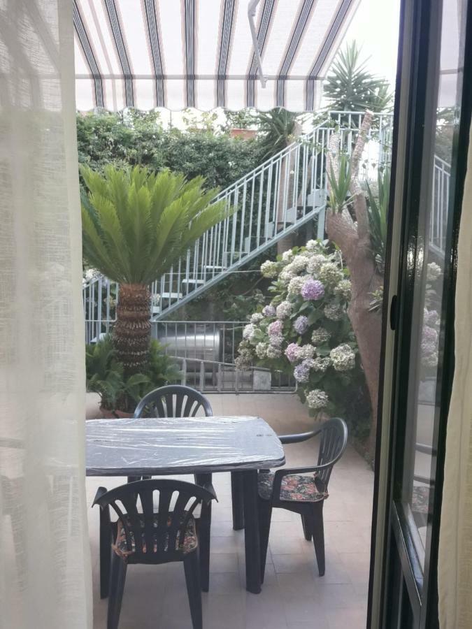 Вилла Il Cortile Равелло Экстерьер фото